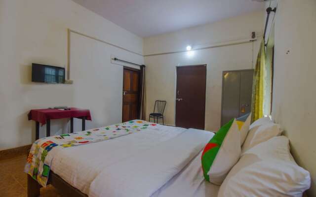 OYO 16070 Home Decent Studio Anjuna