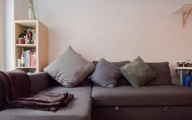 Cozy Modern Apartment In East London