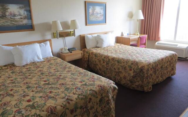 Knights Inn - Newport, TN