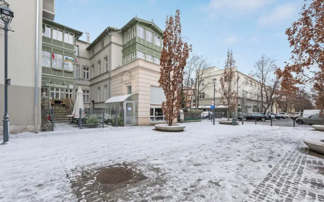 Veranda by Grand Apartments