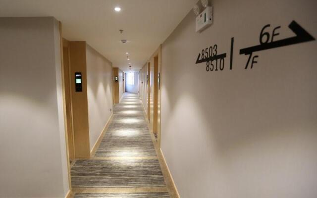 GreenTree Inn Express Linyi Tangtou Hot Spring Guantang Street