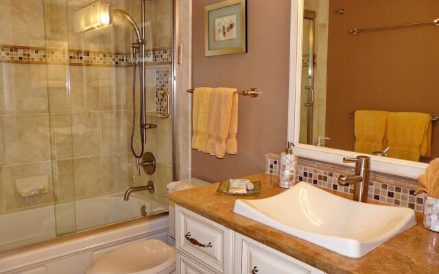 South Seas Tower 4-704