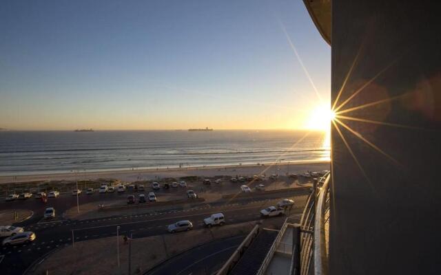 2 Bedroom apartment with Breathtaking Views!