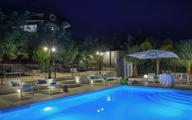 Villa del Colle con Piscina Privata