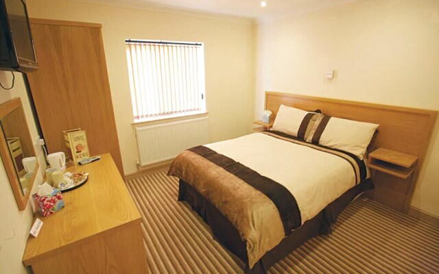 Coasting Pilot Hotel