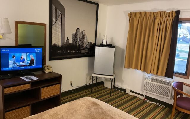 Budget Host Inn Buffalo