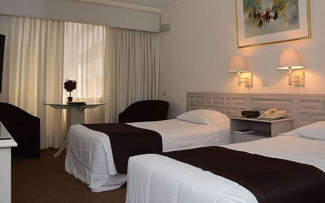 Maria Angola Hotel & Centro de Convenciones