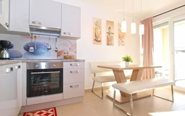 Apartment 1507