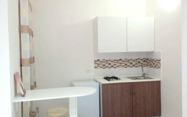 La Playa Apartments
