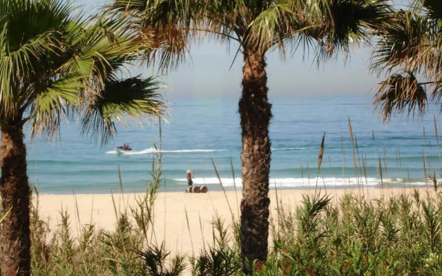 Beach Hotel Dos Mares