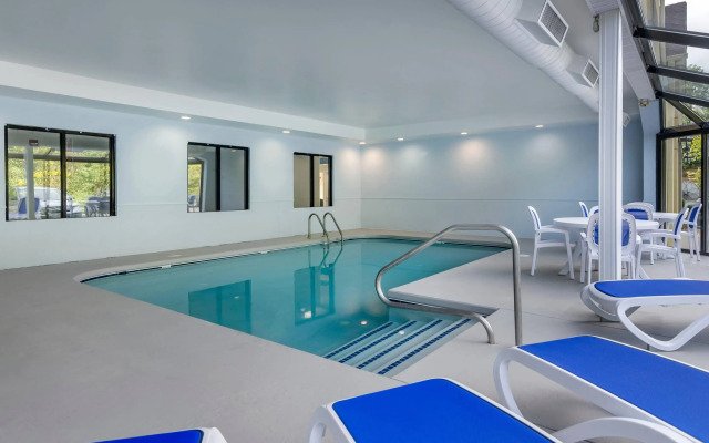 Comfort Inn & Suites Troutville-Roanoke North