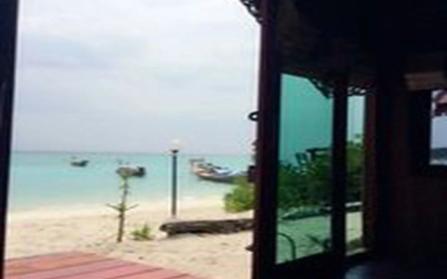 Lipe Power Beach Resort