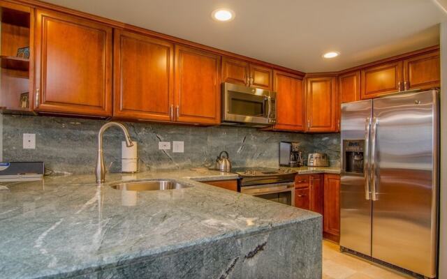 Kona Alii 403 1 Bedroom Condo