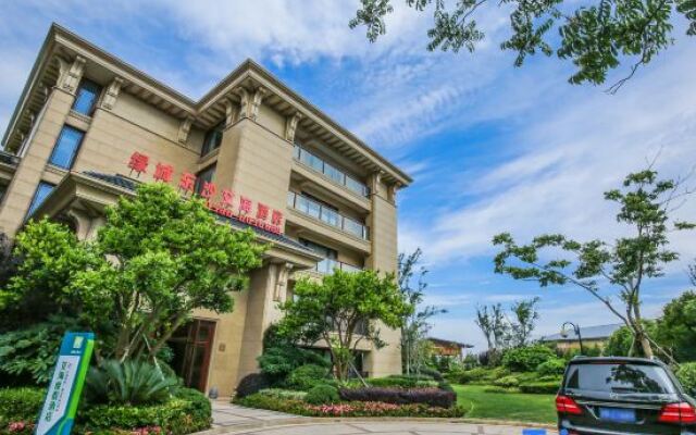 Jiazhihui Aihai Holiday Hotel (Zhujiajian Lvcheng Dongsha)