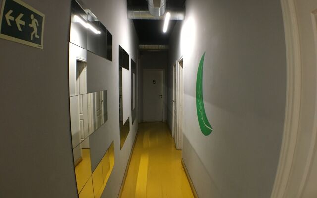 Sleep Green - Certified Eco Youth Hostel Barcelona