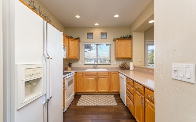 Raintree 2 Bedroom Condo by RedAwning