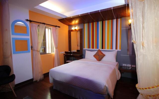 Seashell Bay Hotel