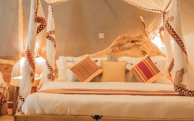 Embogo Lodges