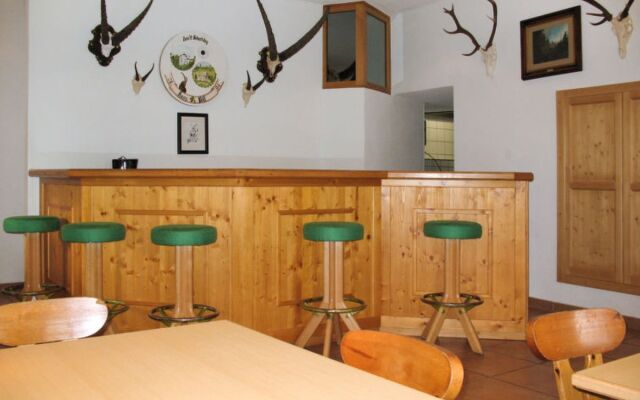 Burg Biedenegg mit SchlosscafiA© (FIE211)