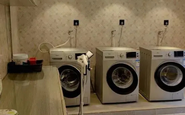 Boyi Yueju Hotel 【Yiwu International Trade City 】
