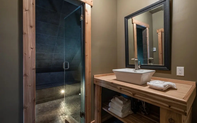 L Imprévu by Tremblant Platinum
