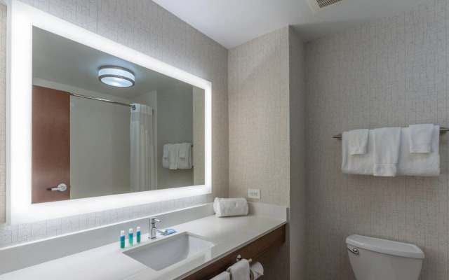 Holiday Inn Express Indianapolis - Southeast by IHG