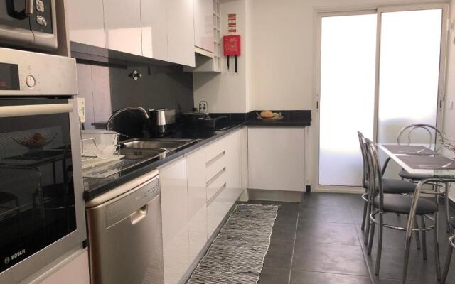 Dona I House - In Funchal with free parking