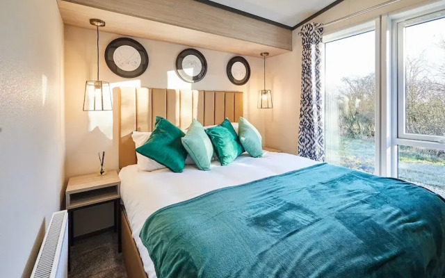 Host Stay Kinara Lodge