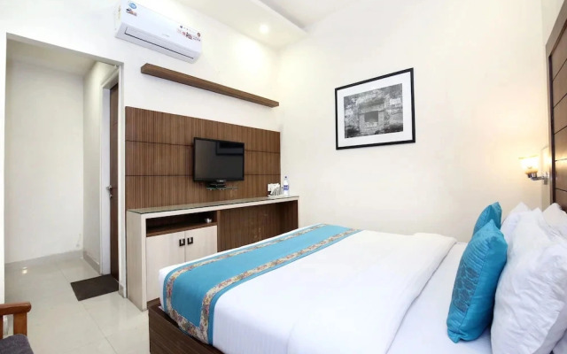 Hotel Joy by OYO Rooms