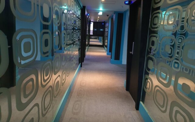 Hotel Bom