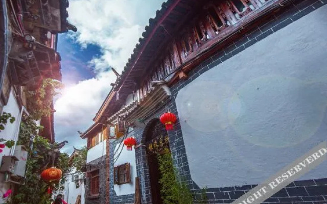 Lijiang Qingyi Inn