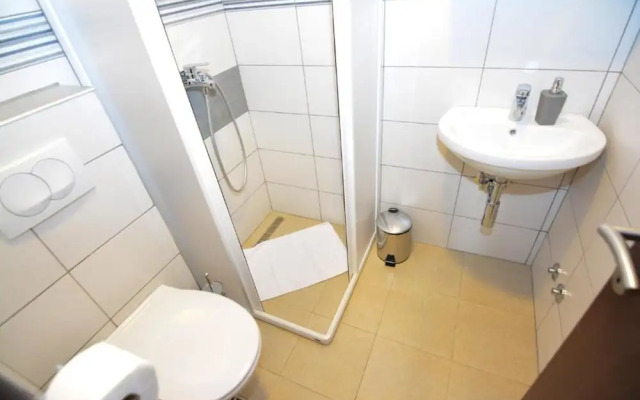 Balabusic One Bedroom Apartment No.2