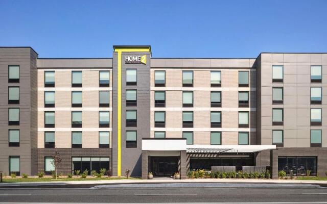 Home2 Suites By Hilton Milwaukee West