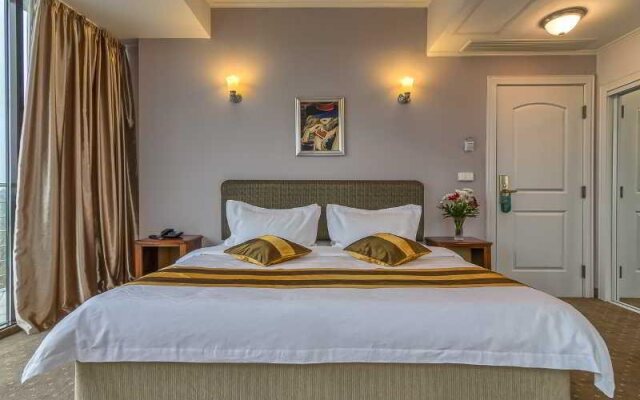 Mirage Snagov Hotel & Resort