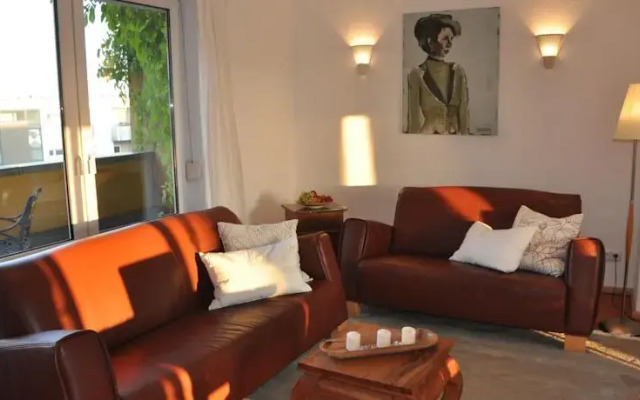 Top Apartment