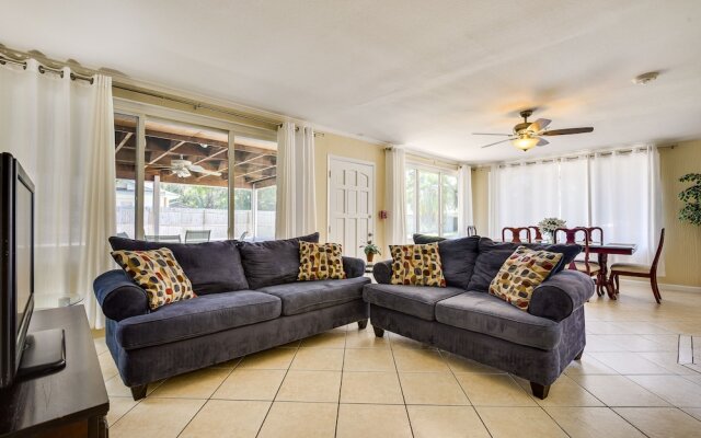 Bradenton Rental w/ Fenced Yard, Covered Patio!