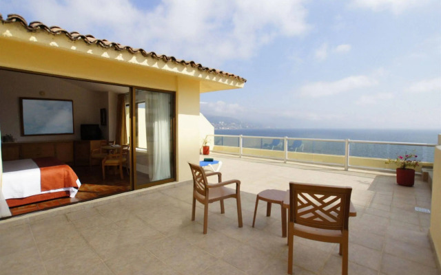Bellamar Ocean Front Suites