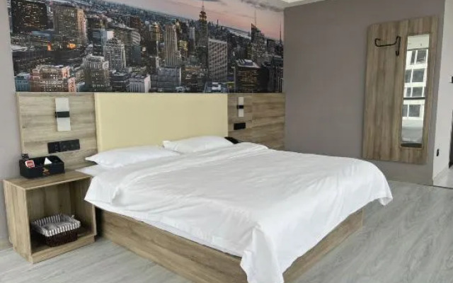 VX Hotel (Huai'an Renmin Hospital Mandu Square)