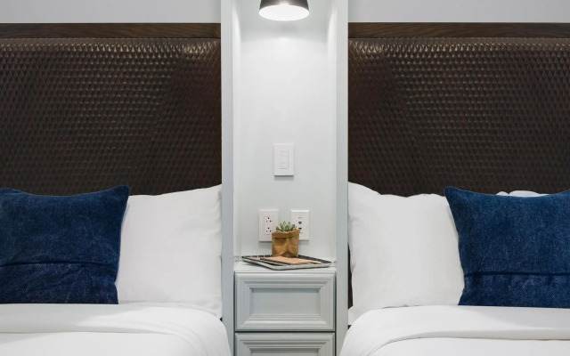 Merrion Row Hotel and Public House