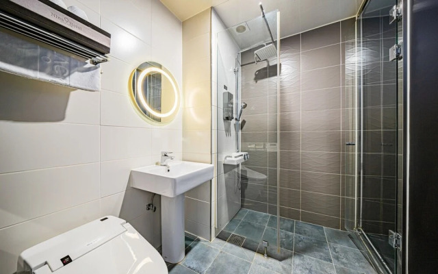 Dongdaemun Bellus Hotel