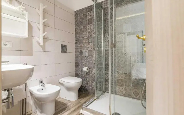 Un Attimo a Roma B&B