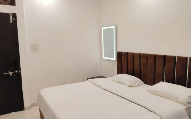 Hotel Kiwi Inn Vijaynagar Scheme 78