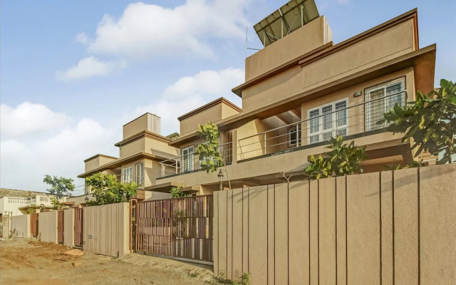 OYO 13628 Sorina Hillside Resort