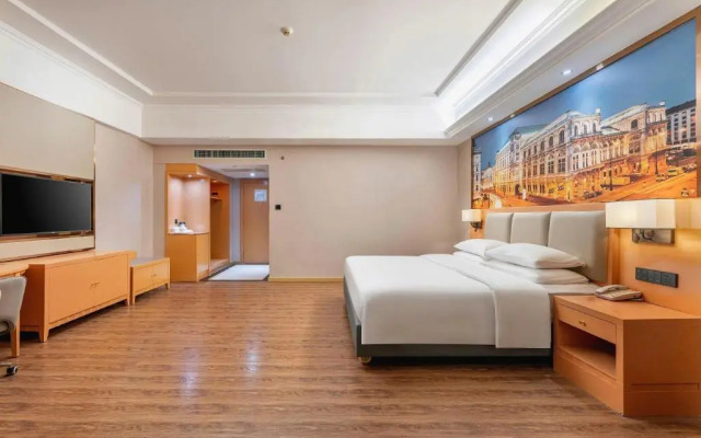 Vienna Hotel Dongguan Changping Avenue