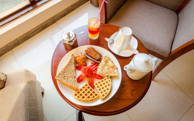 OYO 16061 Hotel Holly Hock