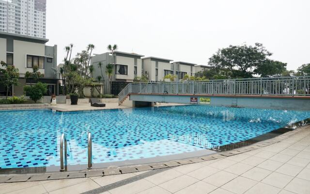 Trendy & Relaxing 2BR at The Suite Metro Apartment