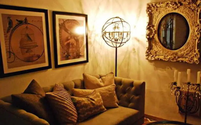 The Alest Hotel