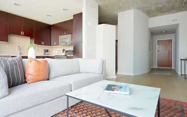 Desirable Midtown Suites by Sonder