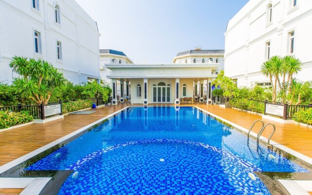 Mer Villa And Hotel Da Nang