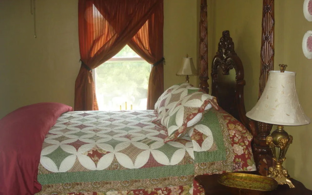 Indian Creek Village Winery